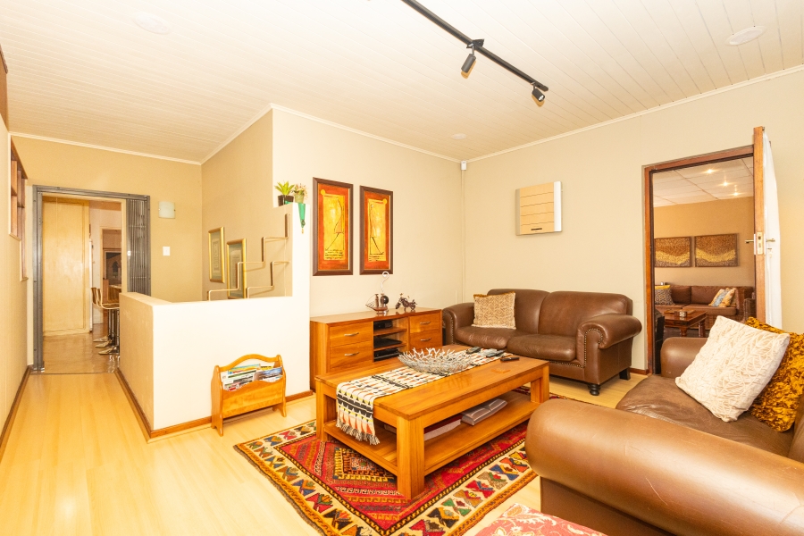 4 Bedroom Property for Sale in Kenridge Heights Western Cape